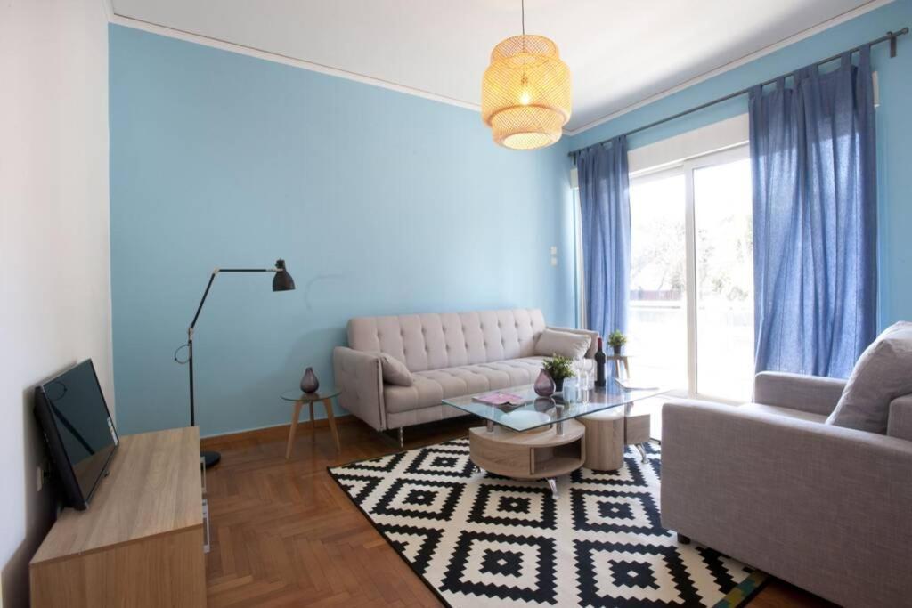 Palaio Faliro, A Bright And Spacious Apartment Athen Exterior foto